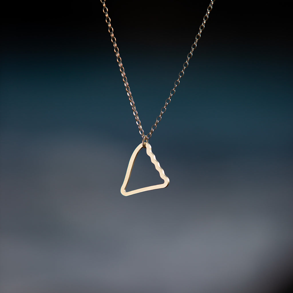 Collar Shark Fin